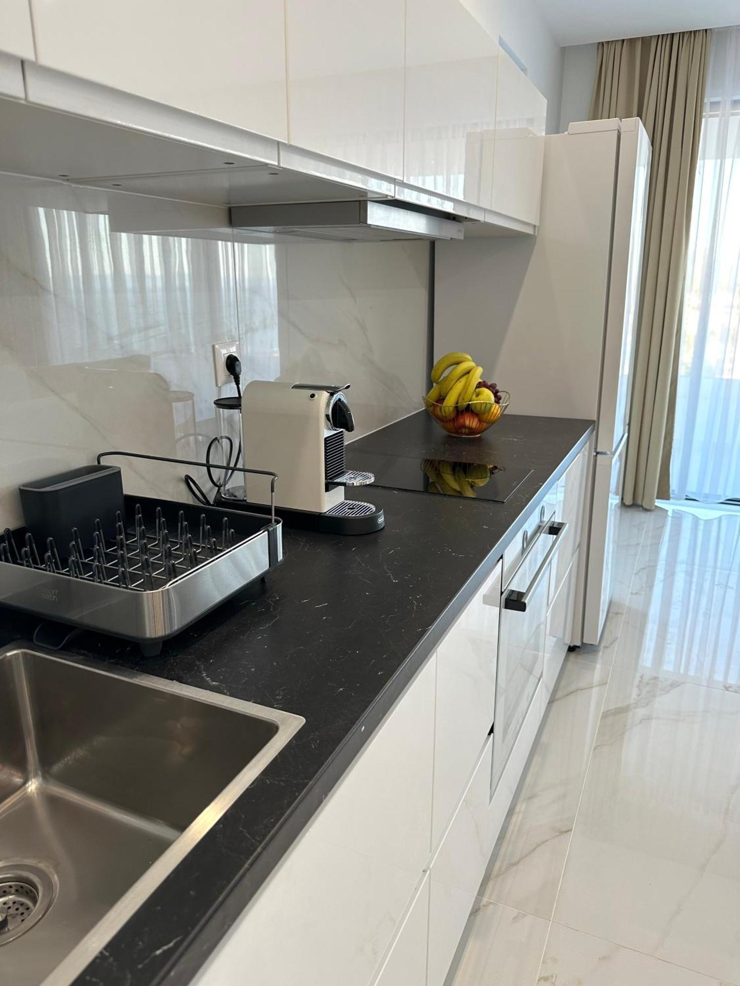Villa Apartment Danny Baška Voda Dış mekan fotoğraf