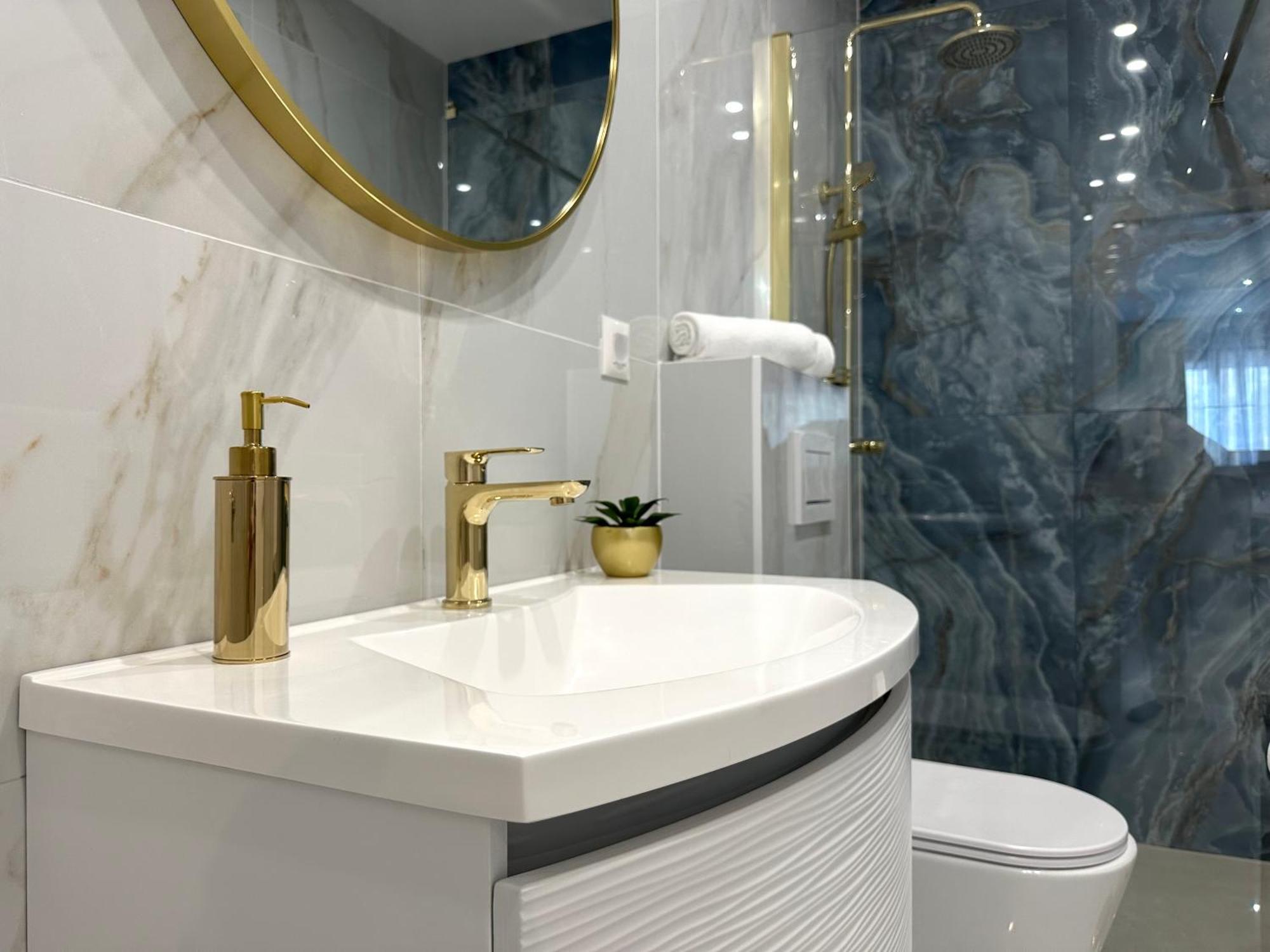Villa Apartment Danny Baška Voda Dış mekan fotoğraf