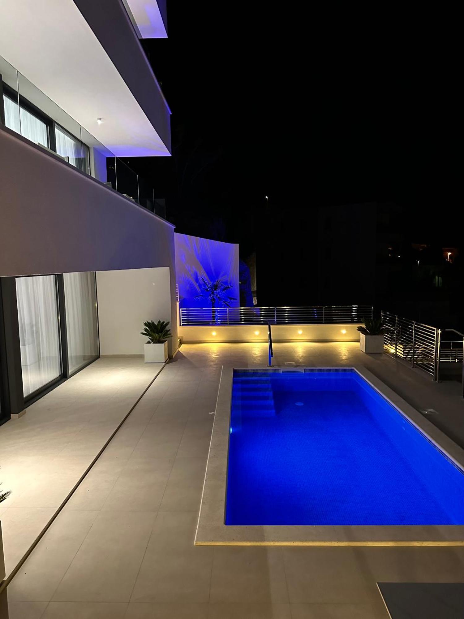 Villa Apartment Danny Baška Voda Dış mekan fotoğraf