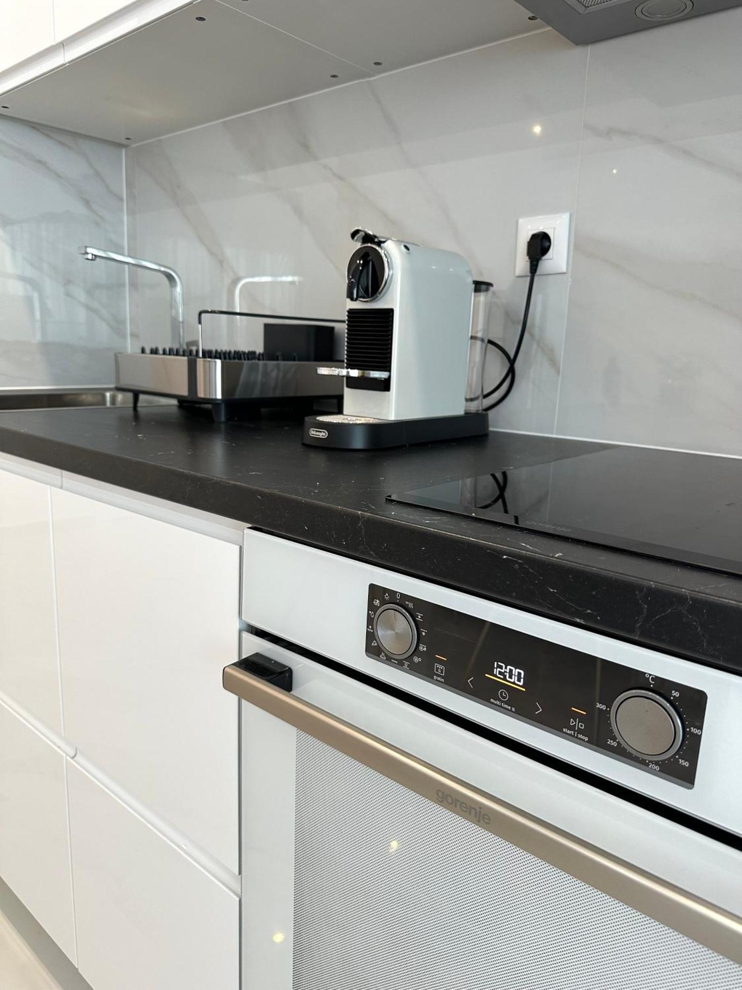 Villa Apartment Danny Baška Voda Dış mekan fotoğraf